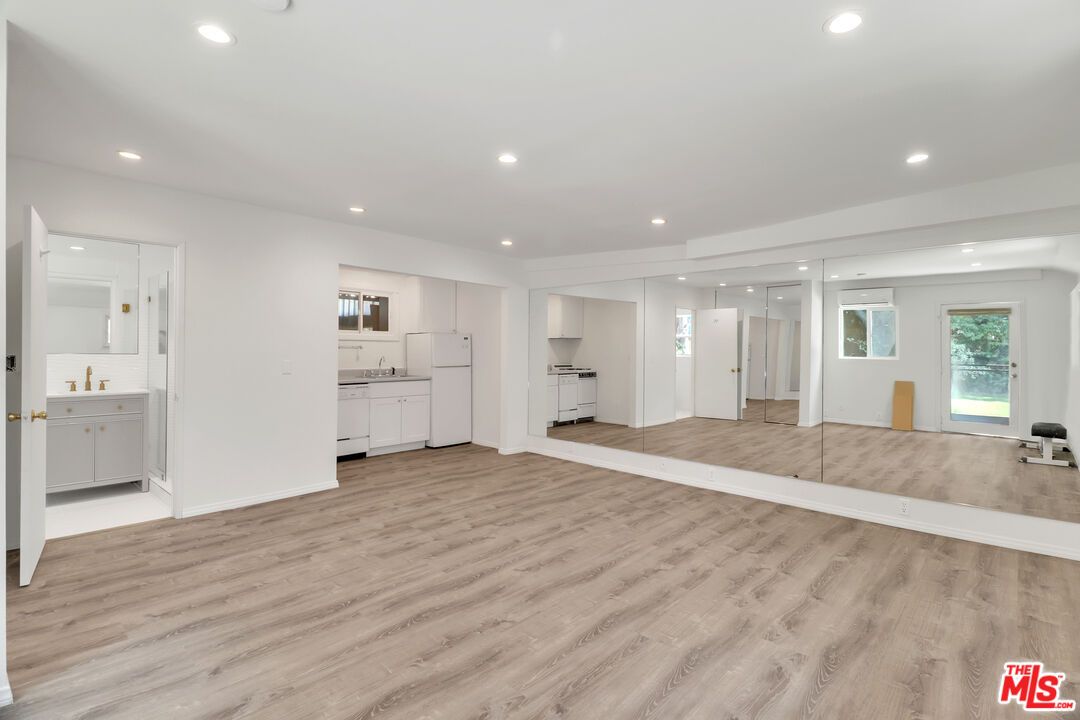 Bathroom, Empty room, Interior, Recessed Lighting, Wood Texture Flooring