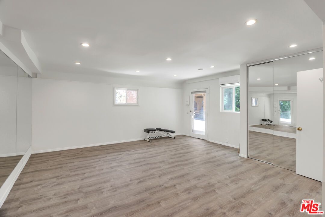 Empty room, Fitness Equipment, Interior, Recessed Lighting, Wood Texture Flooring