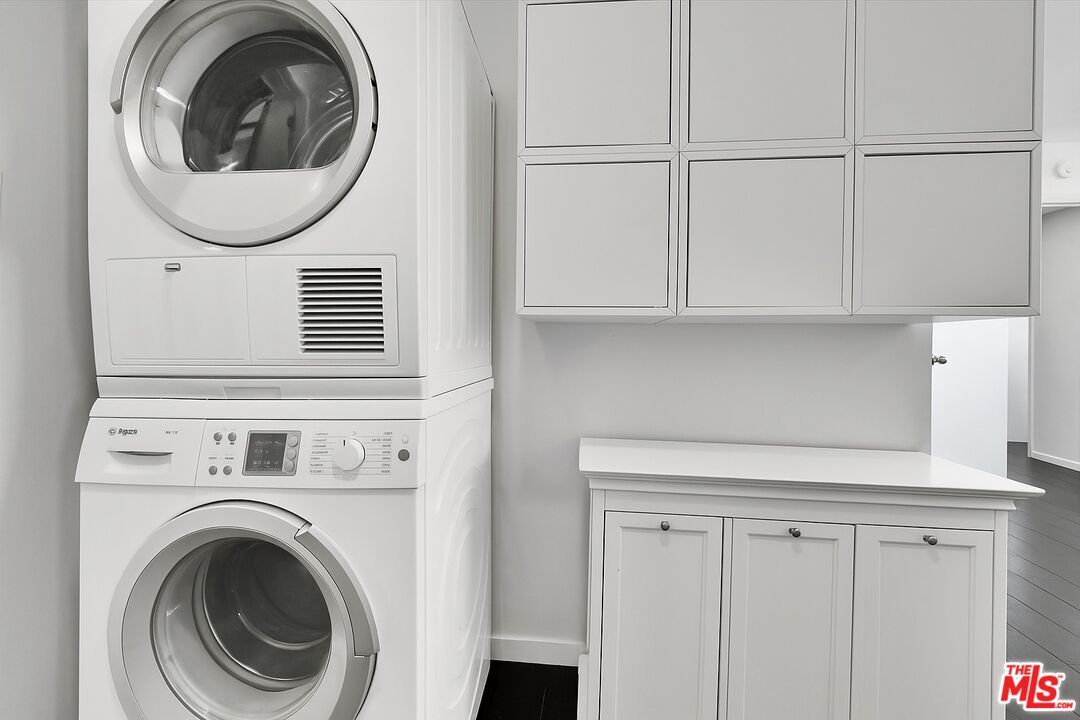 Interior, Utility Closets, Washer