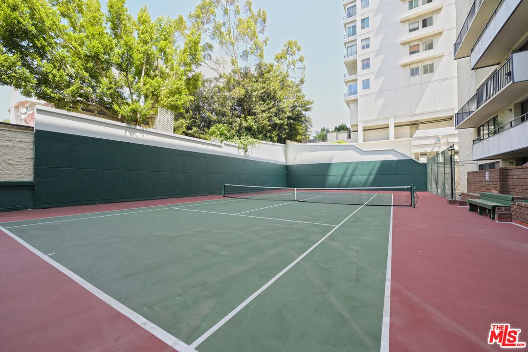 Exterior, Tennis Courts
