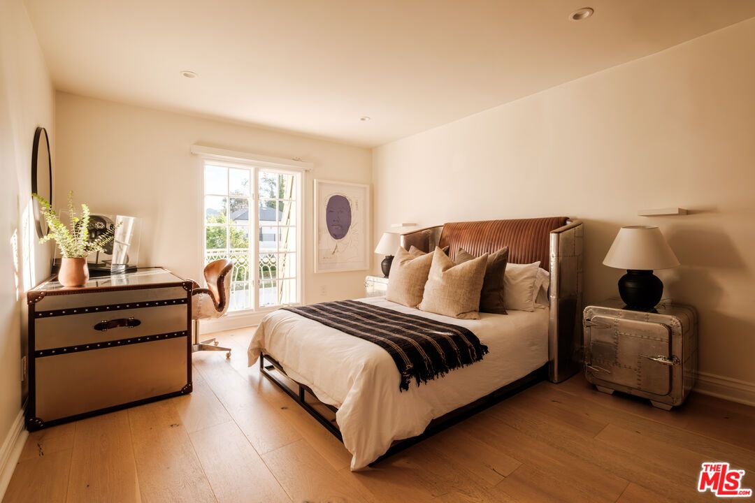 Bedroom, Home Office, Interior, Recessed Lighting, Wood Texture Flooring