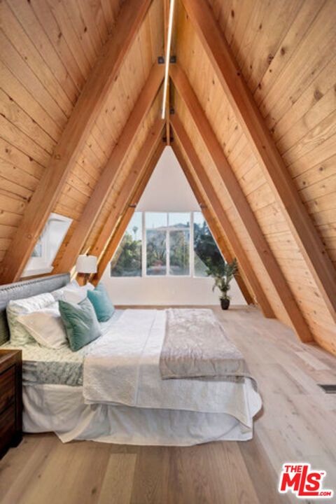 Bedroom, Interior, Wooden Beams, Wooden Ceilings, Wood Texture Flooring