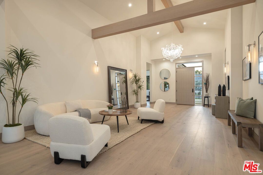 Chandelier, Interior, Living room, Pendant Lights, Recessed Lighting, Wooden Beams, Wood Texture Flooring