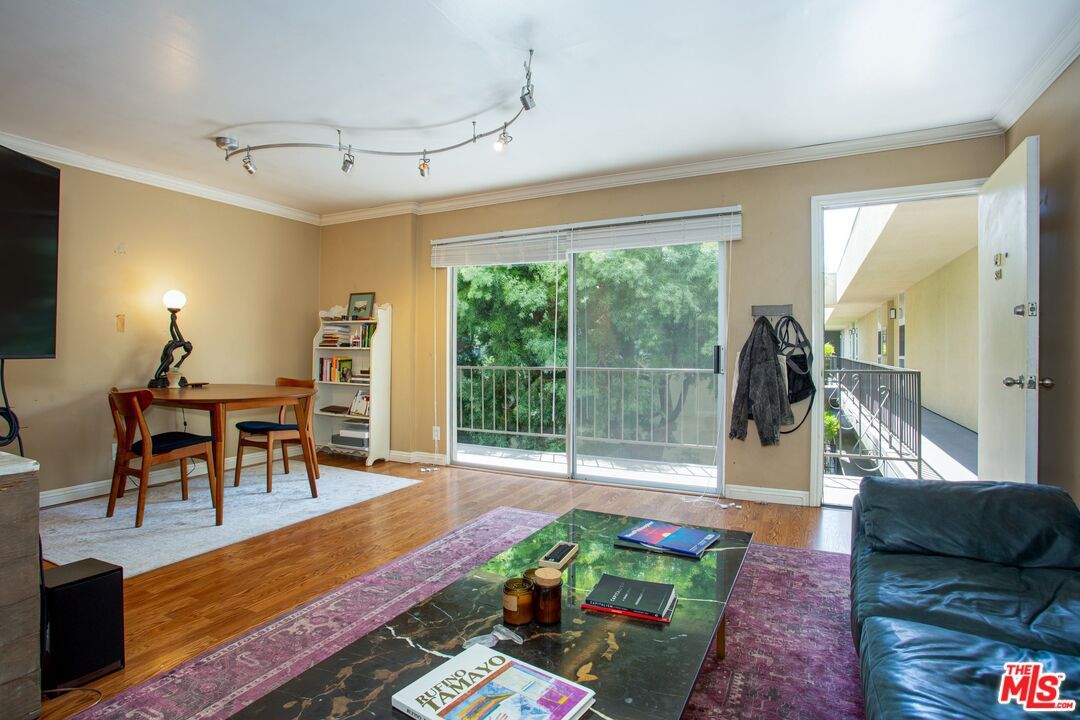 Dining room, Interior, Living room, Wood Texture Flooring