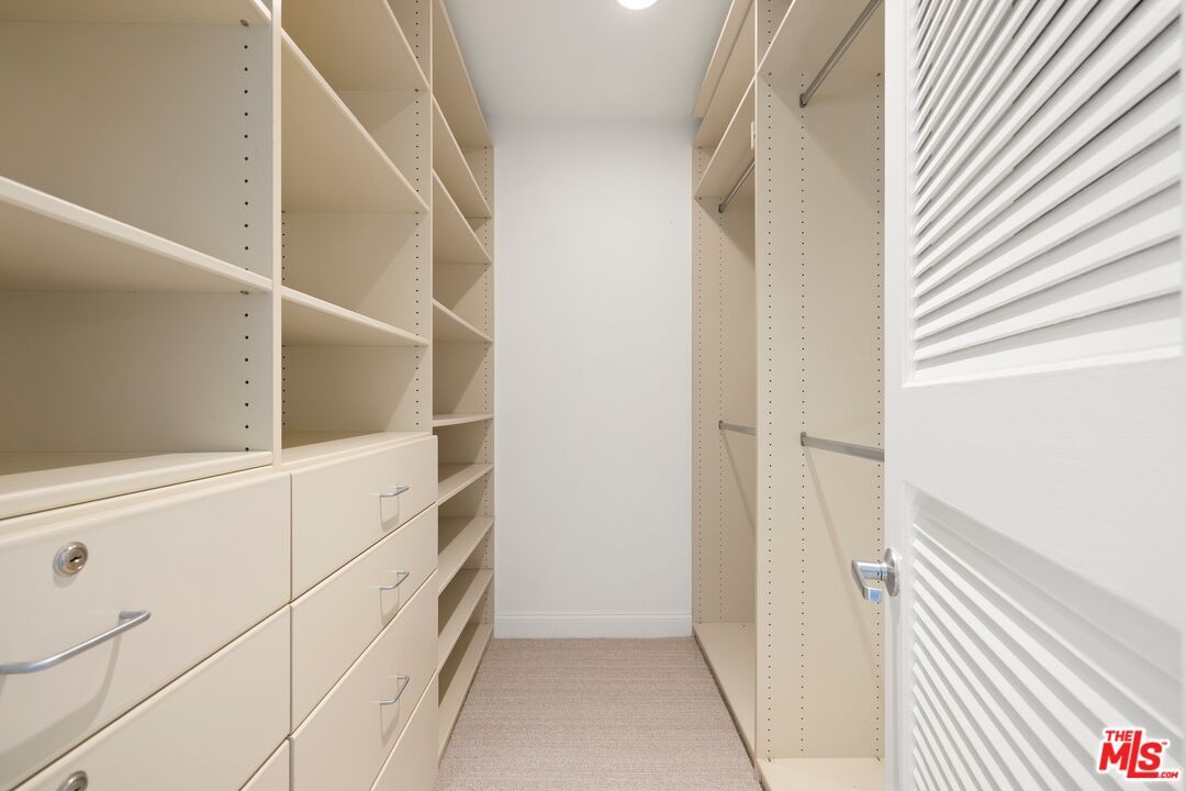 Interior, Recessed Lighting, Walk-in Closets