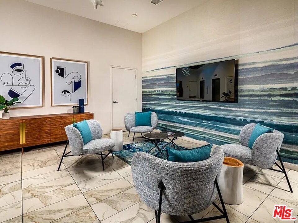 Interior, Living room, Marble, Recessed Lighting