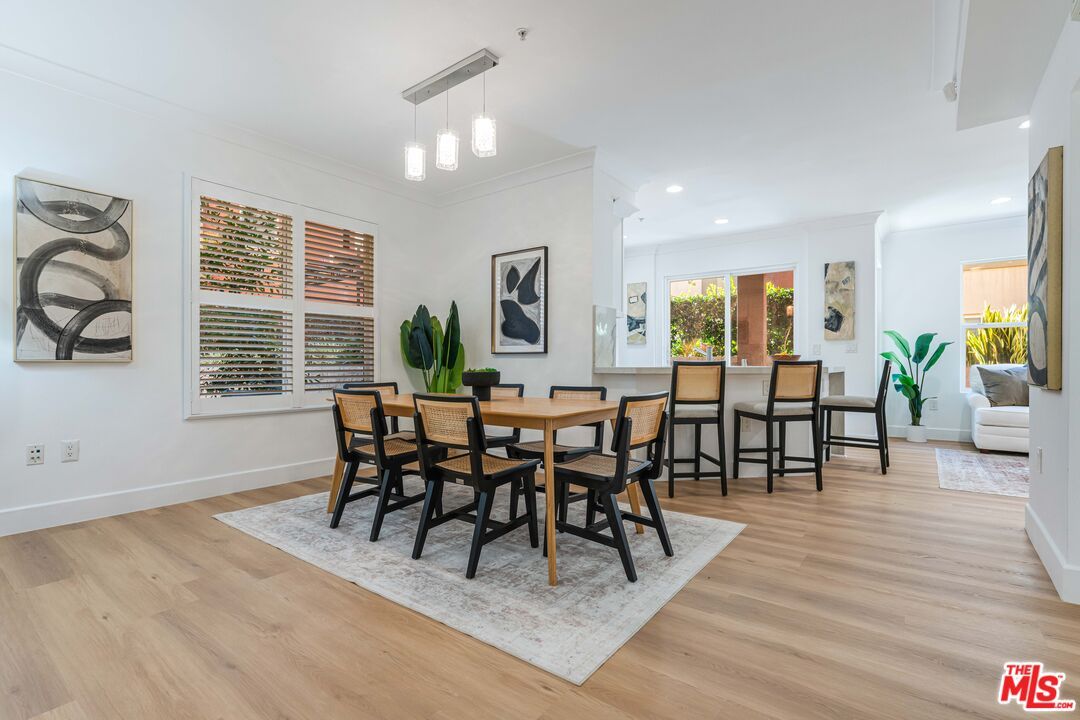 Dining room, Interior, Pendant Lights, Recessed Lighting, Wood Texture Flooring