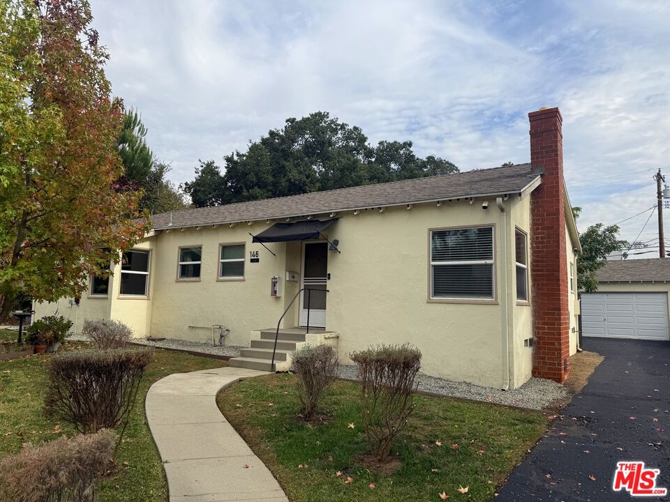 Backyard, Detached Garage, Exterior