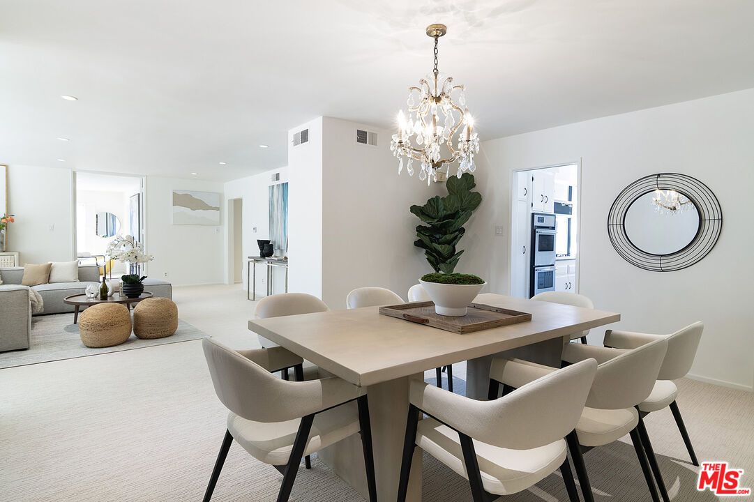 Chandelier, Dining room, Interior, Living room, Recessed Lighting