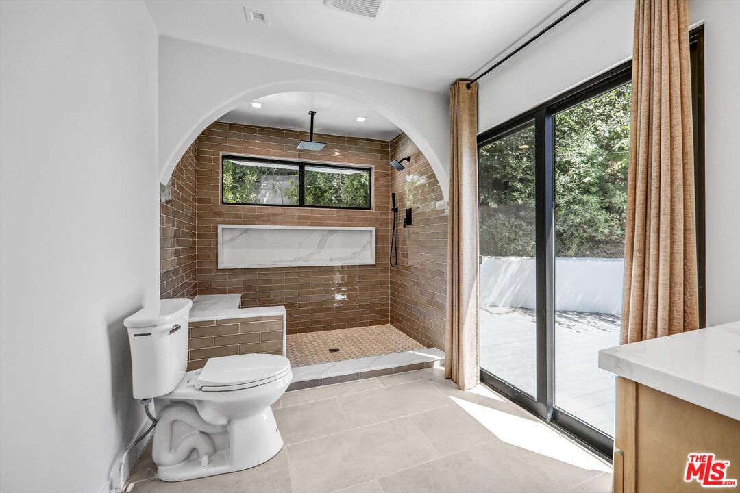 Bathroom, Interior, Recessed Lighting, Stone Walls