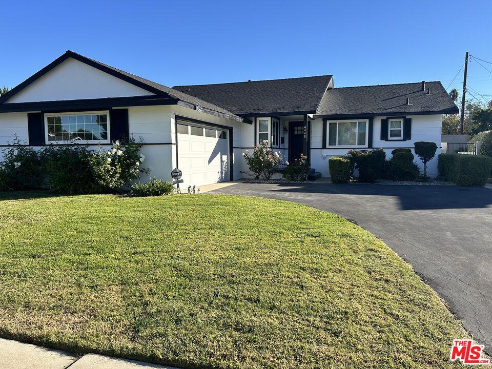 Attached, Backyard, Exterior, Facade, Ranch