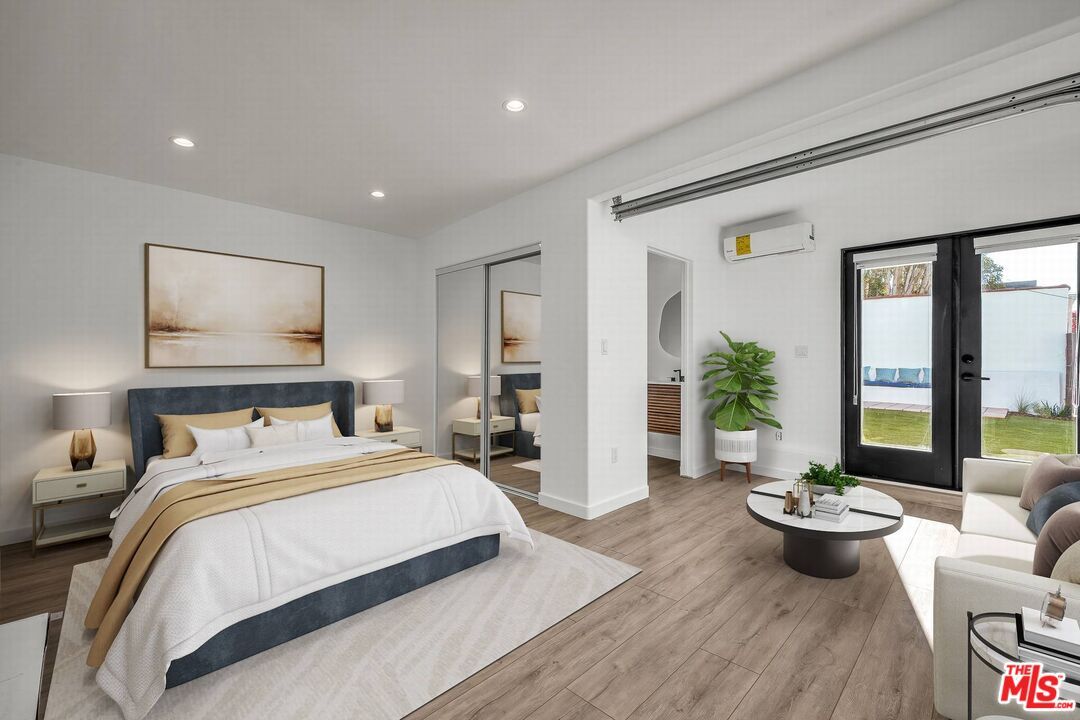 Bedroom, Interior, Recessed Lighting, Water, Wood Texture Flooring