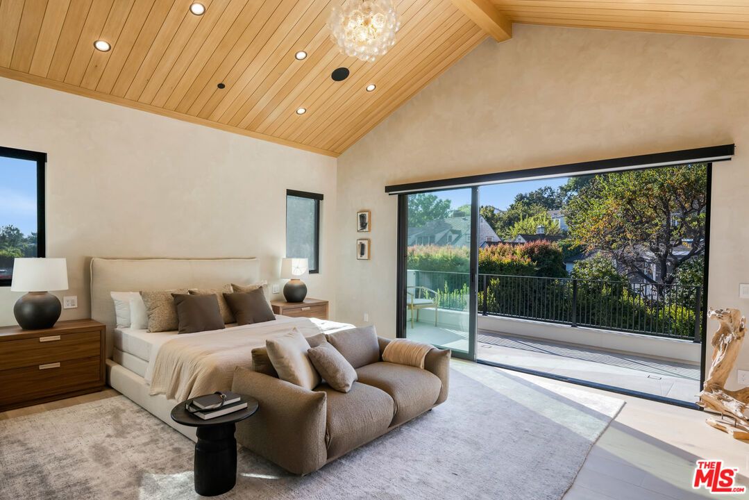 Bedroom, Interior, Recessed Lighting, Wooden Ceilings