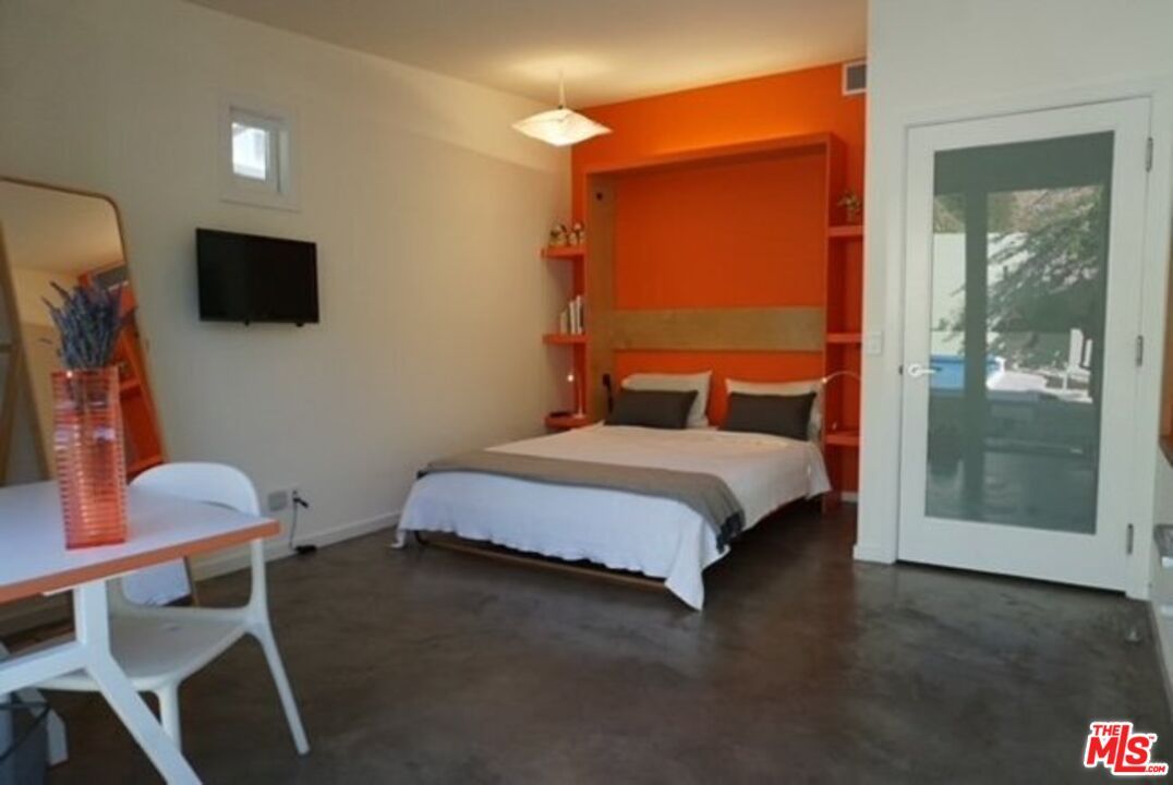 Bedroom, Interior, Pendant Lights