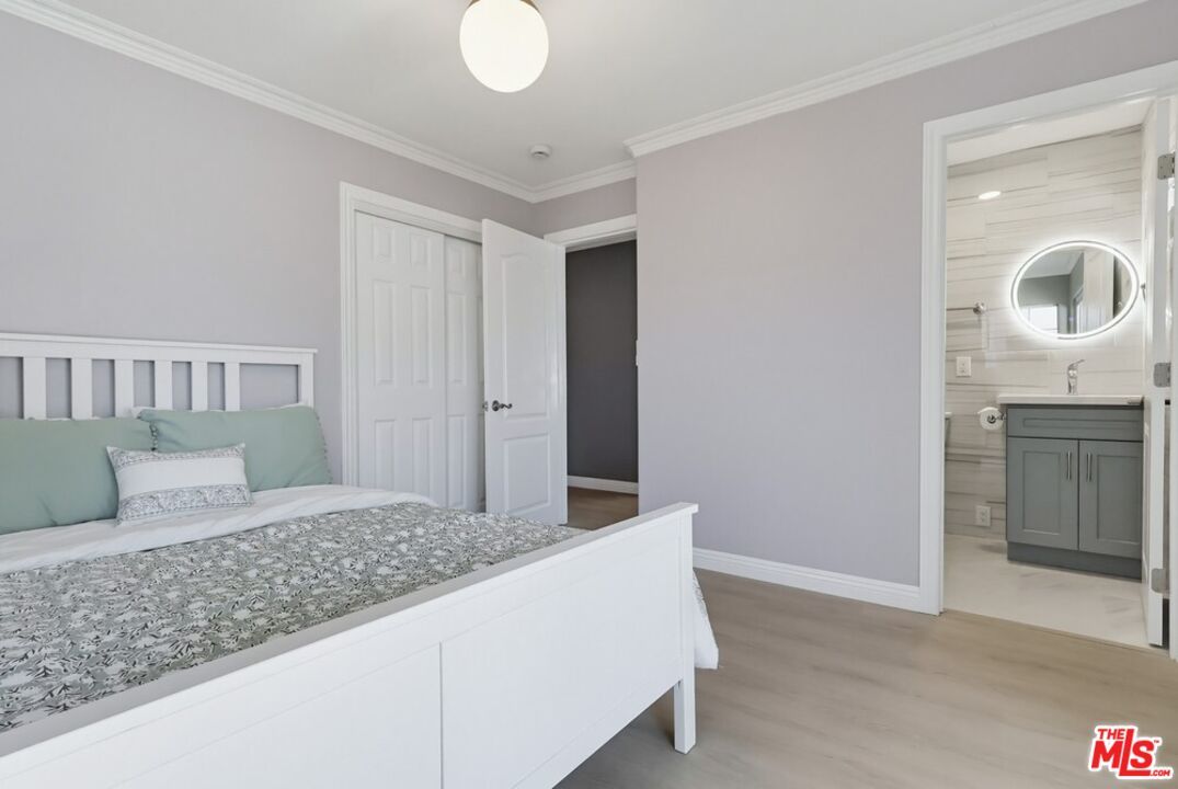 Bathroom, Bedroom, Interior, Wood Texture Flooring