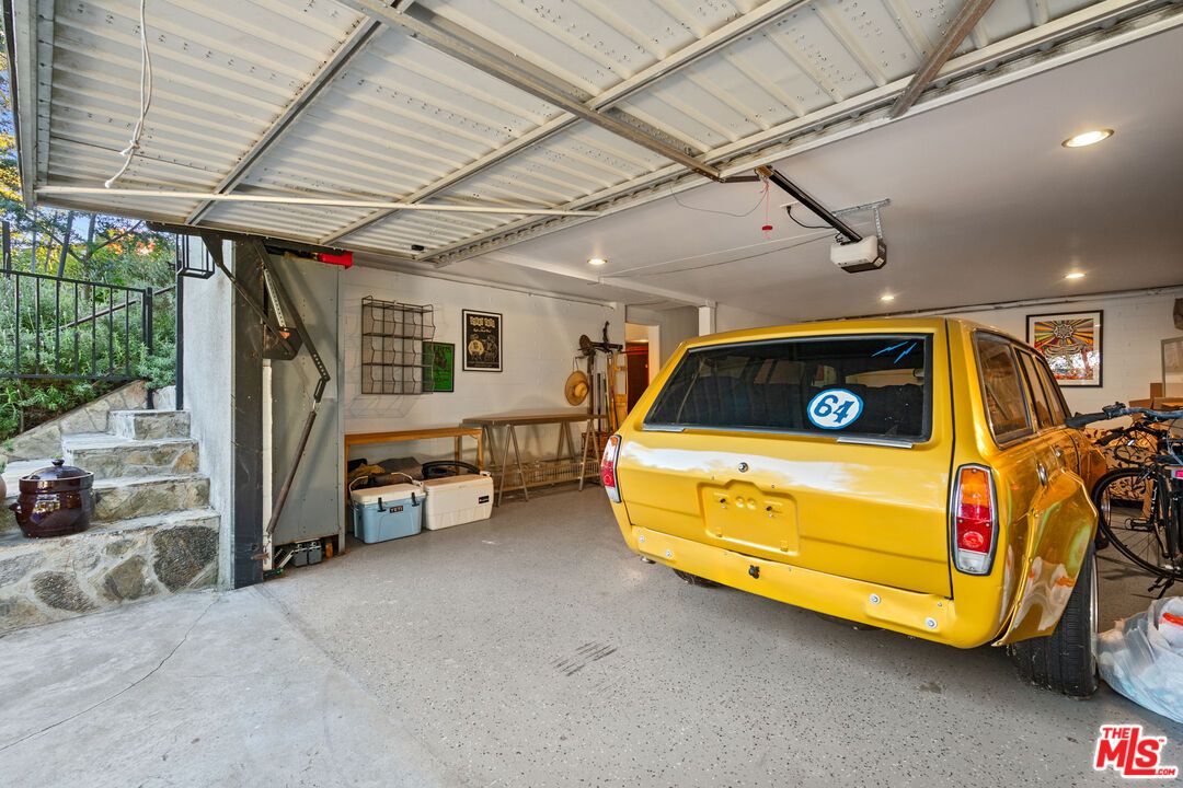 Garage, Interior, Recessed Lighting