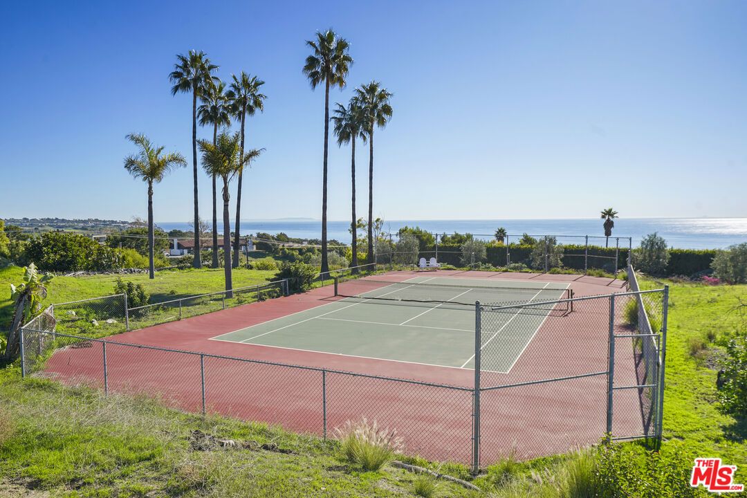 Exterior, Tennis Courts