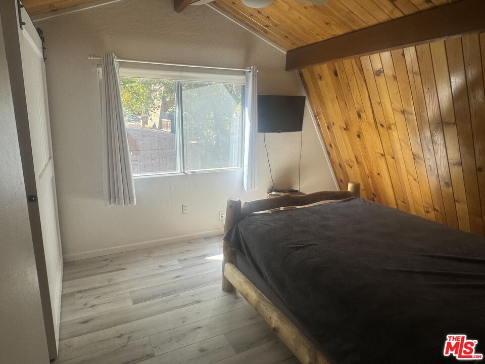 Bedroom, Interior, Wooden Beams, Wooden Ceilings, Wood Texture Flooring