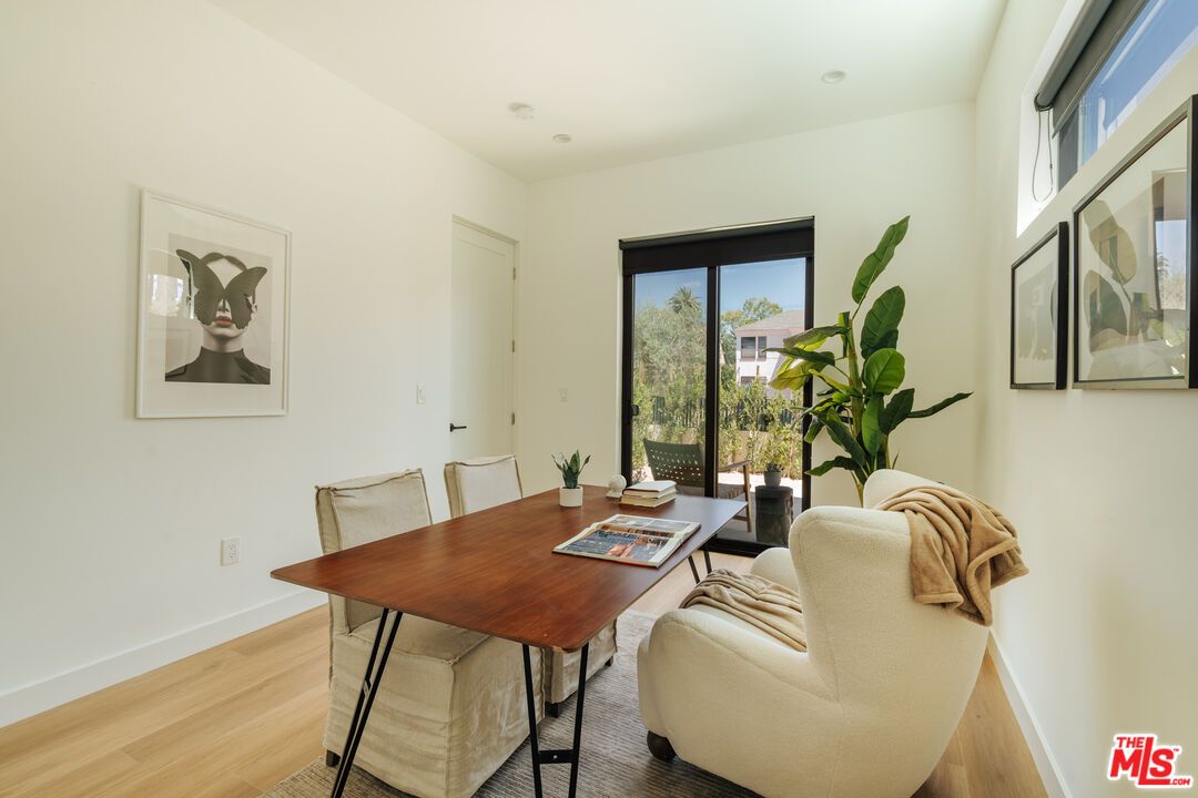 Dining room, Interior, Living room, Recessed Lighting, Wood Texture Flooring