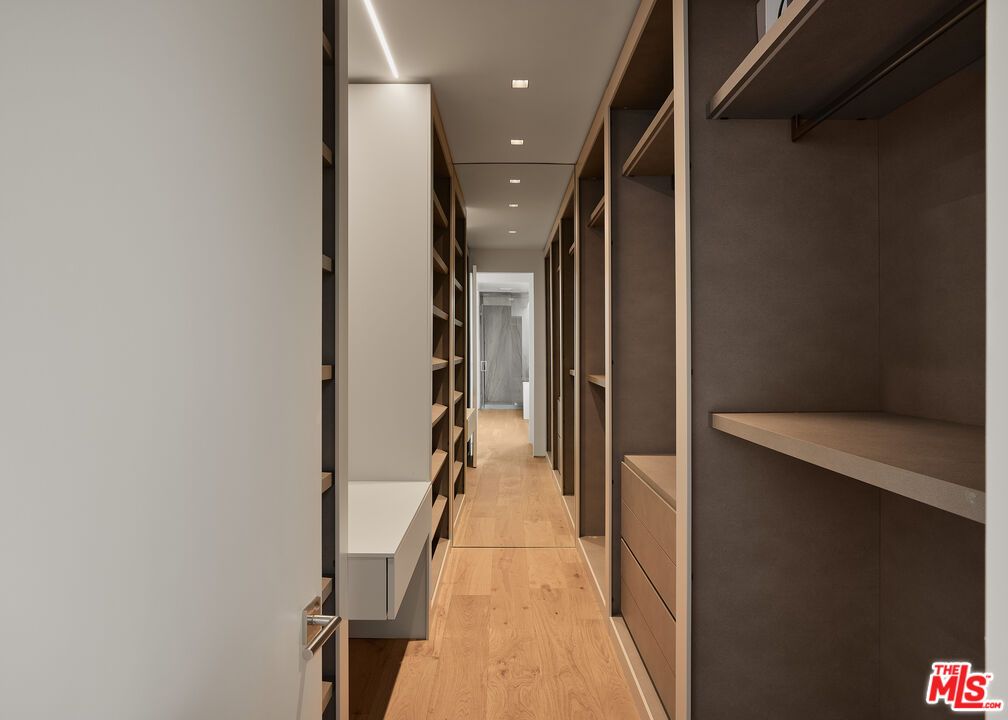 Interior, Recessed Lighting, Walk-in Closets, Wood Texture Flooring