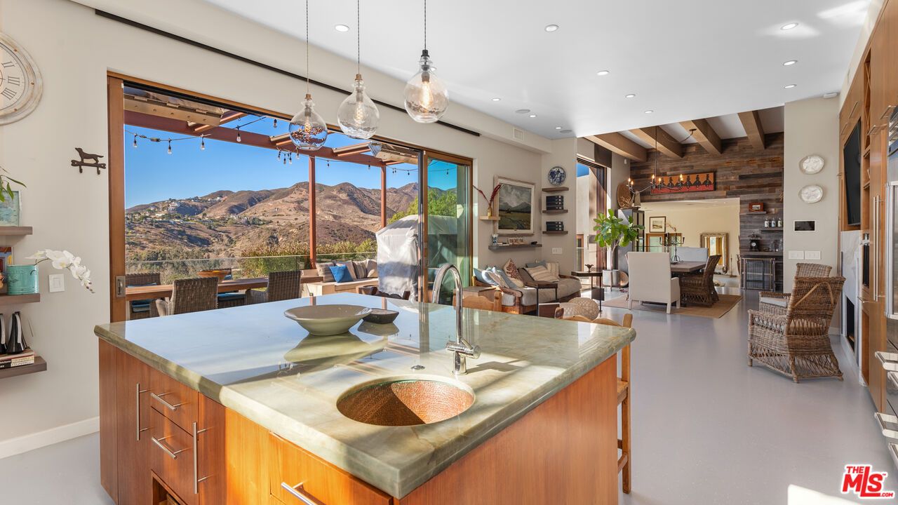 Dining room, Interior, Kitchen, Pendant Lights, Recessed Lighting, Wooden Beams