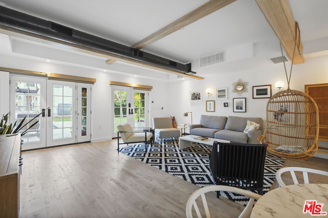 Interior, Living room, Recessed Lighting, Wooden Beams, Wood Texture Flooring