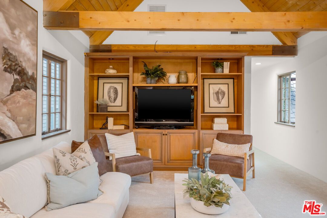 Interior, Living room, Wooden Beams