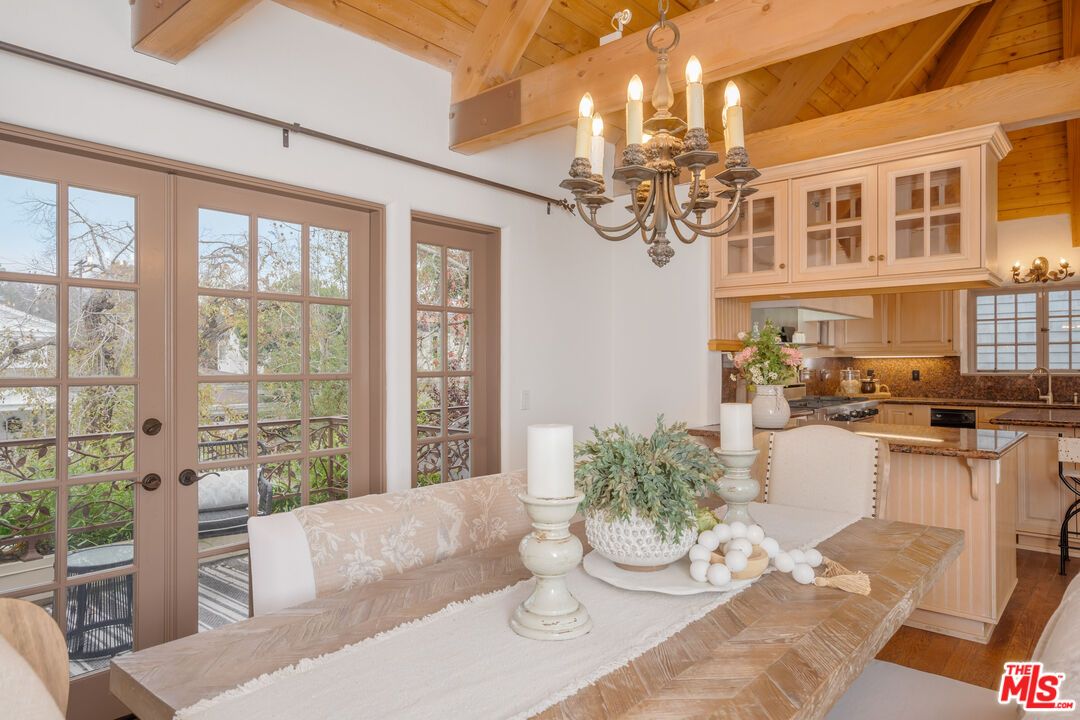 Chandelier, Dining room, Interior, Kitchen, Wooden Beams, Wooden Ceilings, Wood Texture Flooring