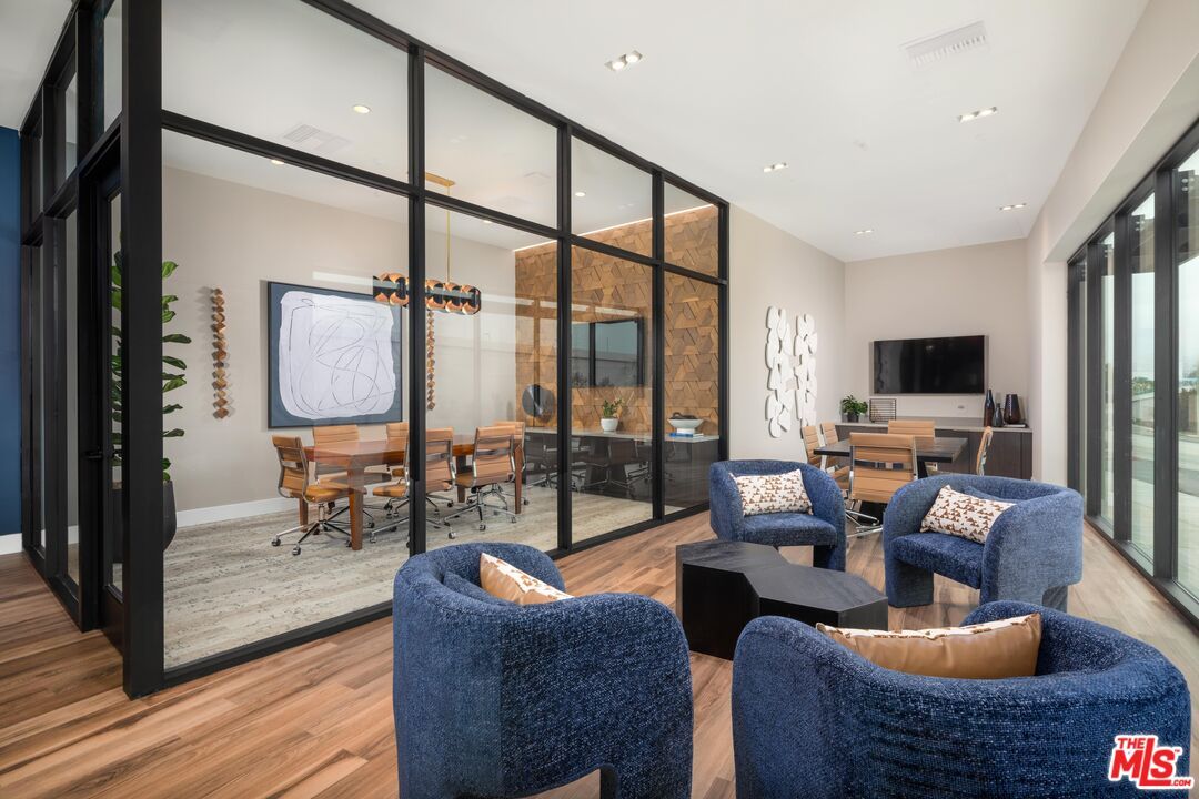 Dining room, Interior, Living room, Recessed Lighting, Wood Texture Flooring