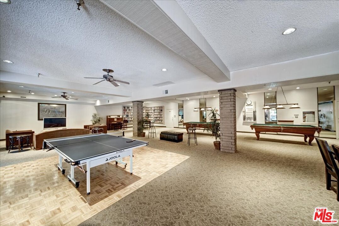 Billiard Table, Game Room, Interior, Pendant Lights, Recessed Lighting, Wood Texture Flooring