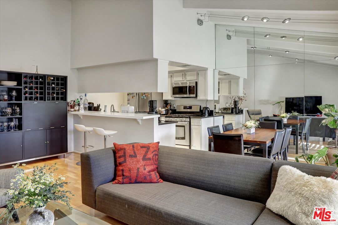 Dining room, Interior, Kitchen, Living room, Pendant Lights, Wood Texture Flooring