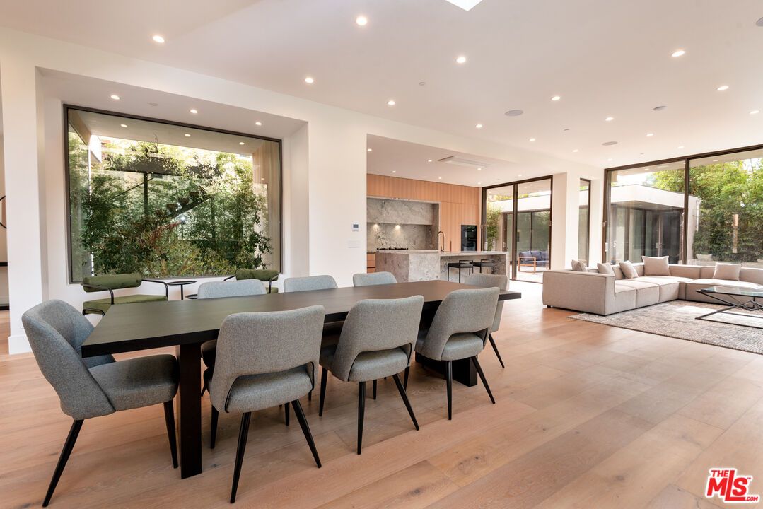 Dining room, Interior, Kitchen, Living room, Recessed Lighting, Wood Texture Flooring