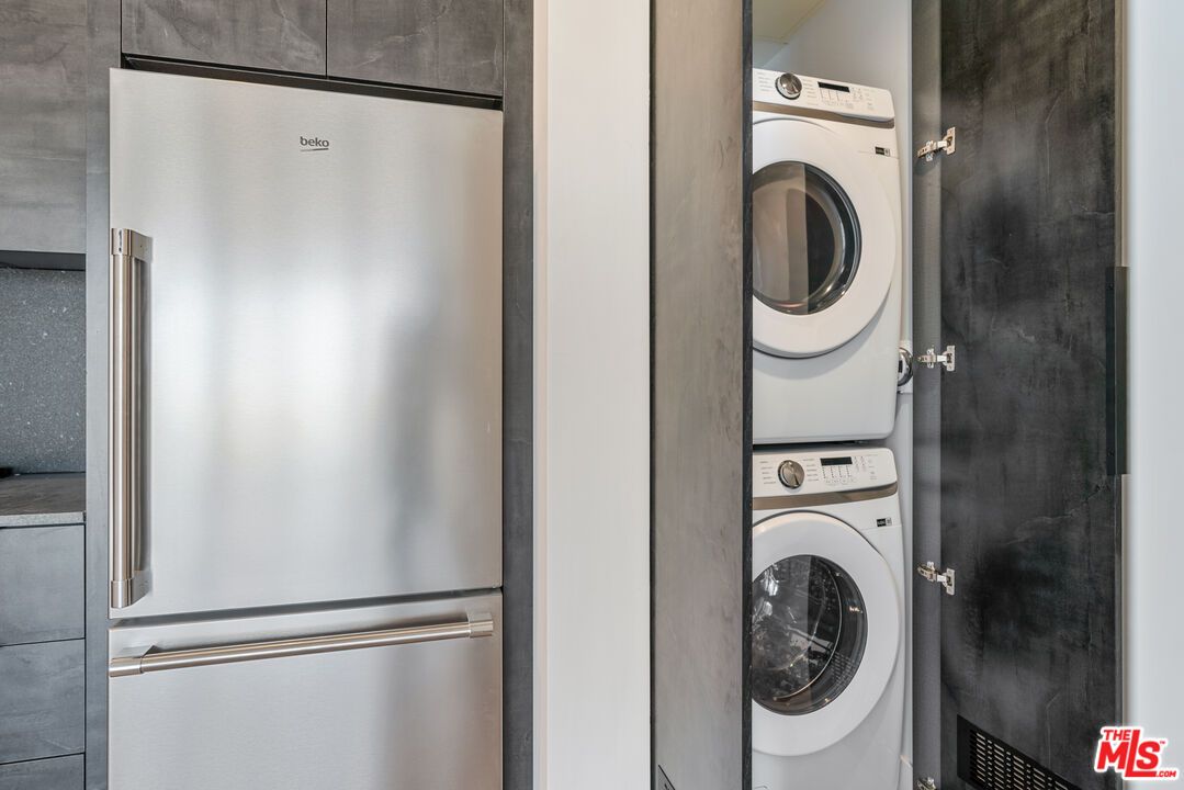 Interior, Utility Closets, Washer