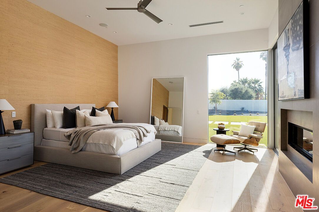 Bedroom, Fireplace, Interior, Recessed Lighting, Wood Texture Flooring