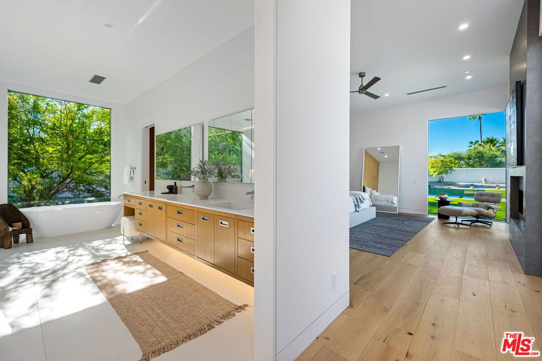 Bathroom, Free Standing Baths, Interior, Recessed Lighting, Wood Texture Flooring