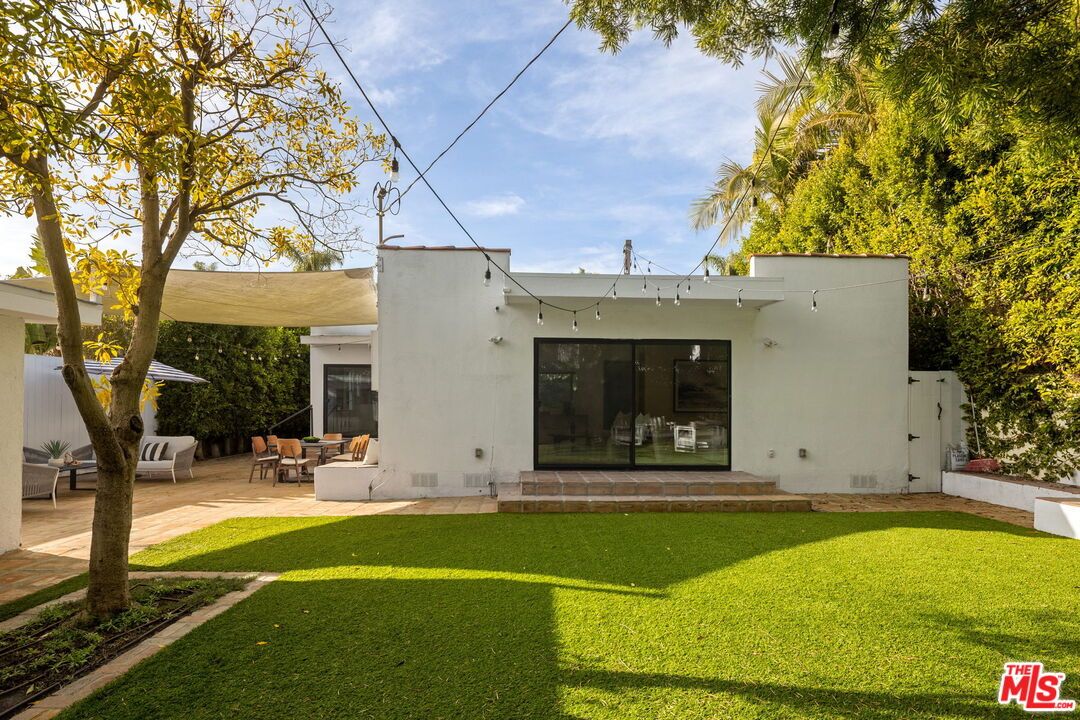 Backyard, Exterior, Fireplace