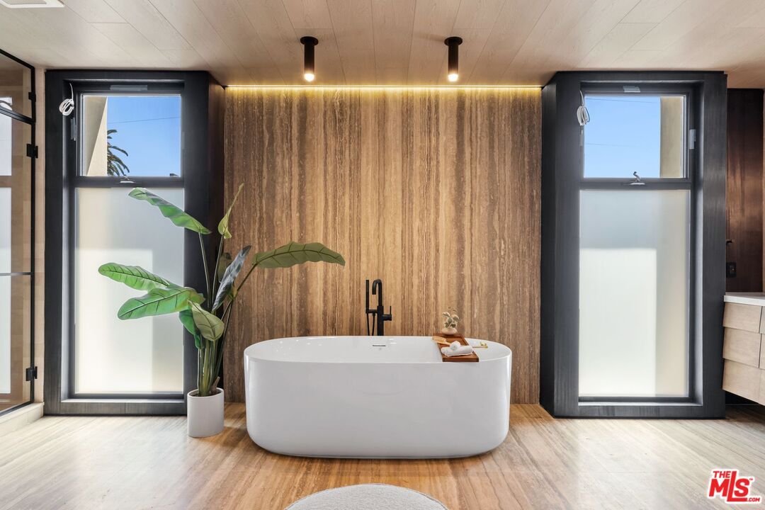 Bathroom, Free Standing Baths, Interior, Wooden Ceilings, Wood Texture Flooring
