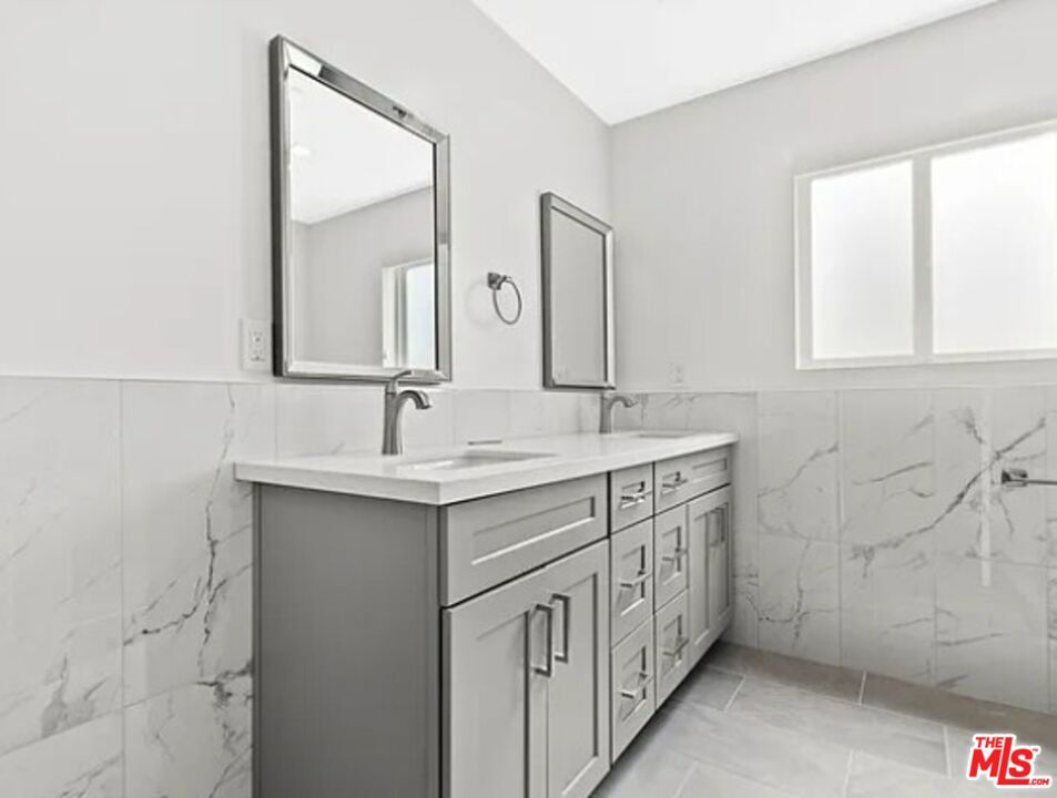Bathroom, Dual Sink Vanities, Interior, Marble Walls