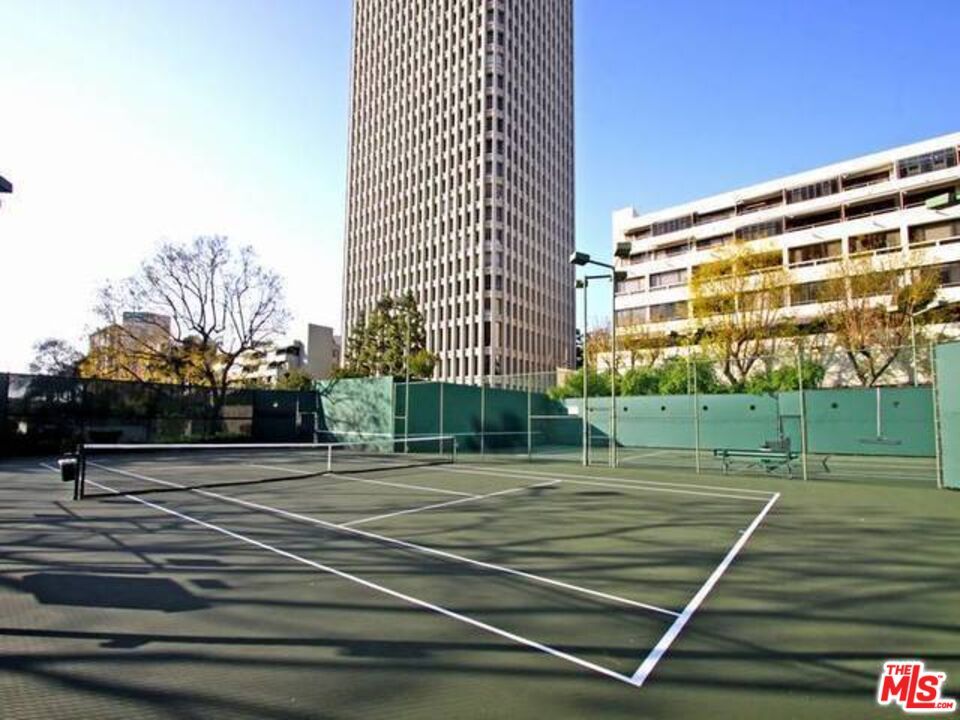 Exterior, Tennis Courts