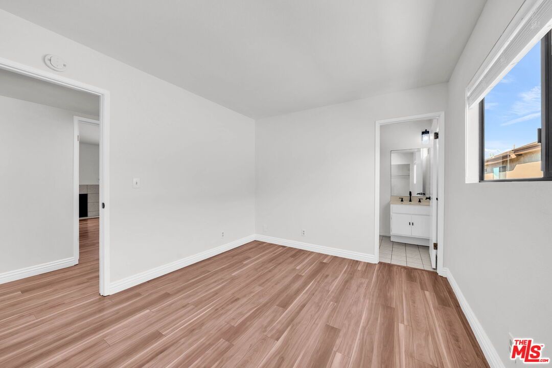 Bathroom, Empty room, Interior, Wood Texture Flooring