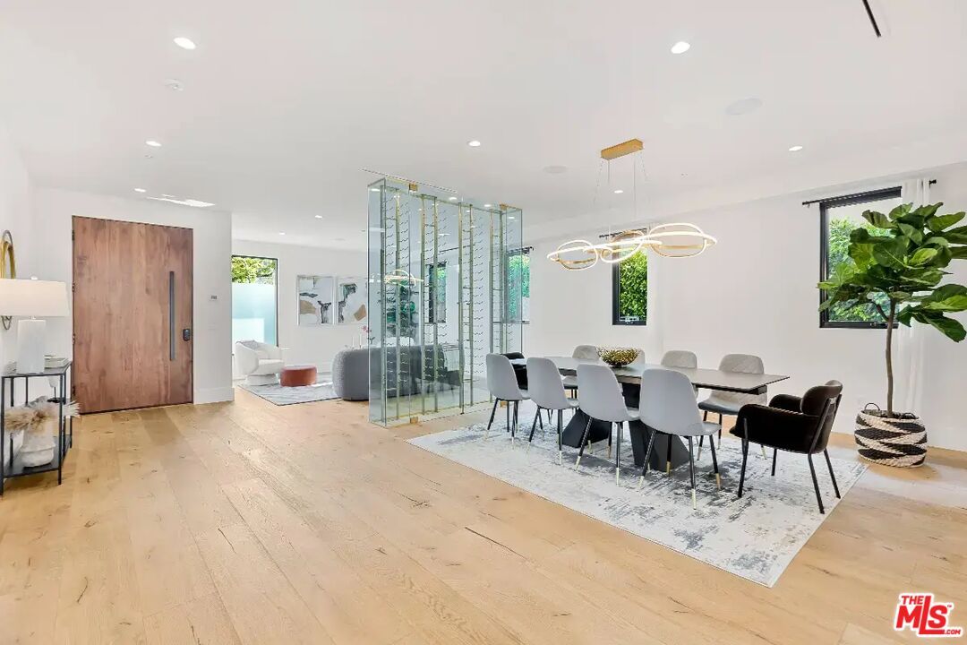 Dining room, Interior, Pendant Lights, Recessed Lighting, Wood Texture Flooring