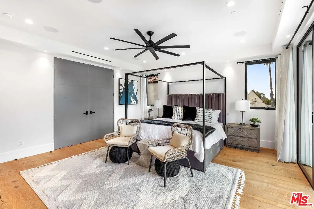 Bedroom, Interior, Pendant Lights, Recessed Lighting, Wood Texture Flooring