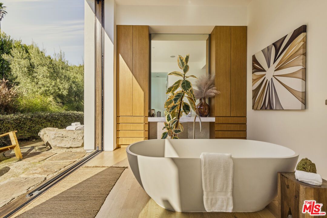 Bathroom, Free Standing Baths, Interior, Wood Texture Flooring