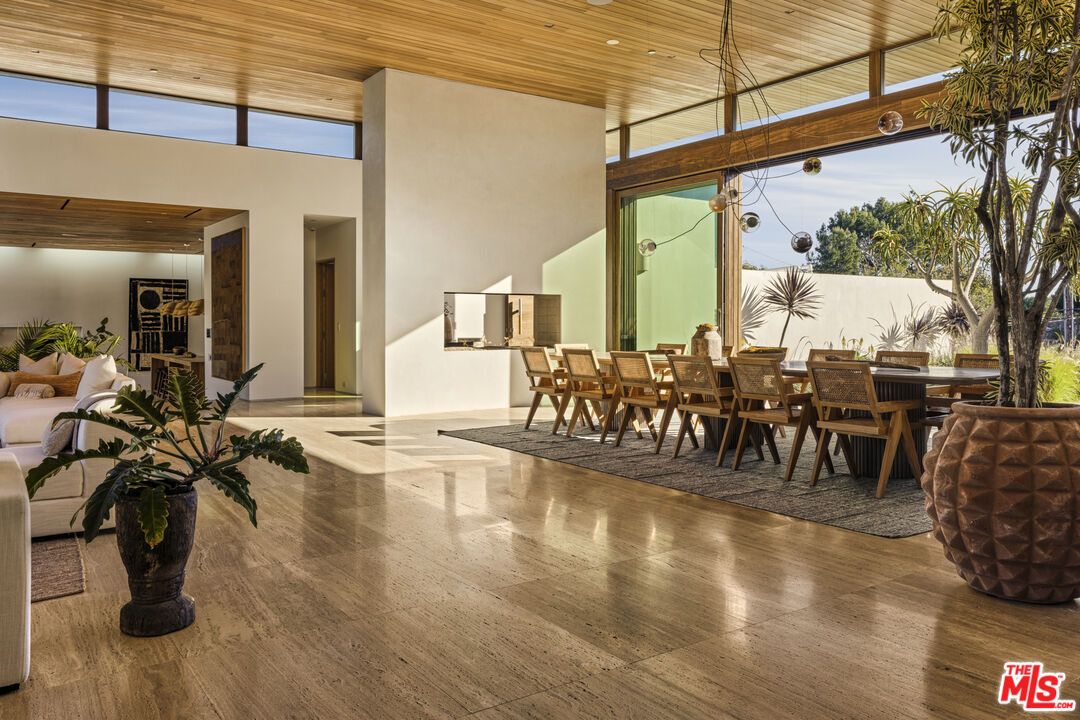 Dining room, Interior, Pendant Lights, Recessed Lighting, Wooden Ceilings, Wood Texture Flooring