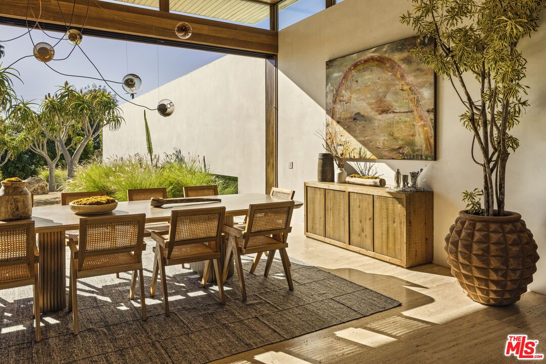 Exterior, Pendant Lights