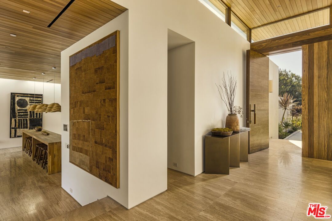 Interior, Pendant Lights, Recessed Lighting, Wooden Ceilings, Wood Texture Flooring