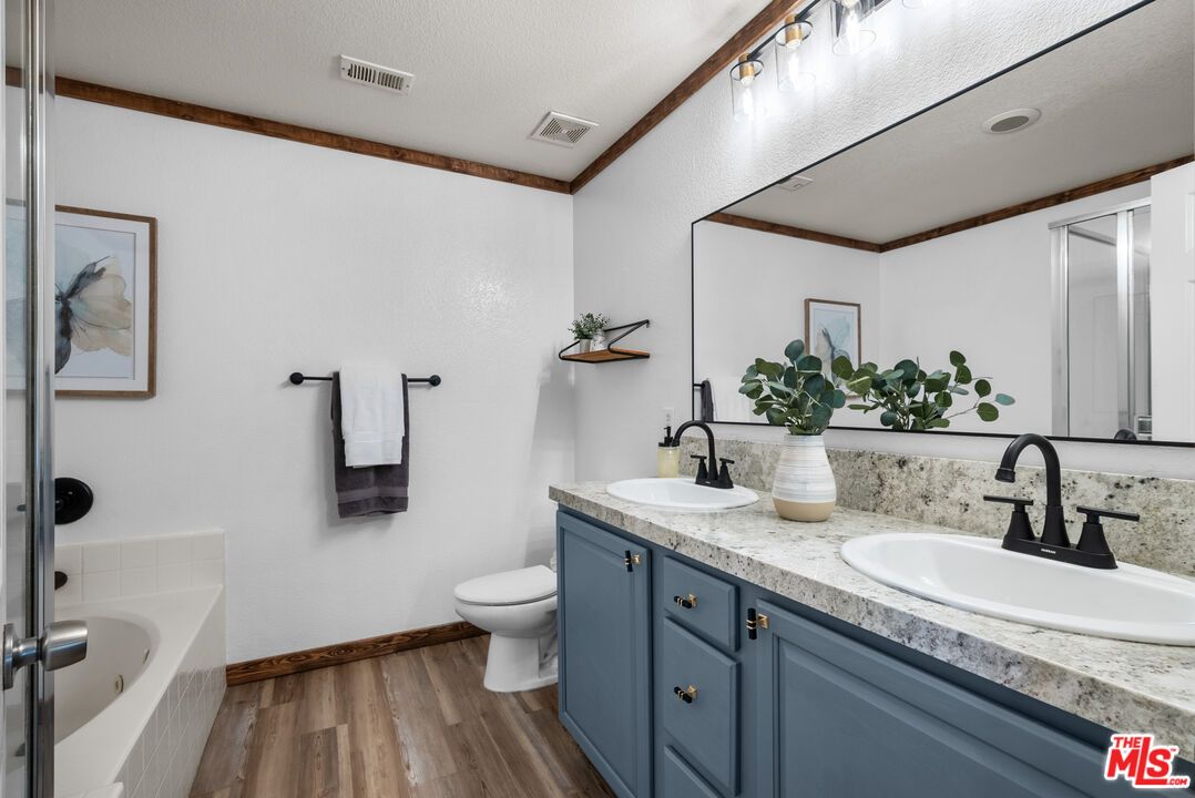 Bathroom, Dual Sink Vanities, Interior, Wood Texture Flooring
