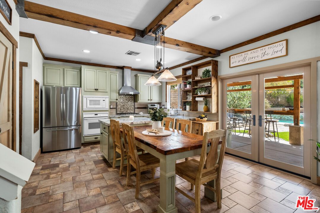 Dining room, Interior, Kitchen, Pendant Lights, Recessed Lighting, Stainless Steel Appliances, Wooden Beams