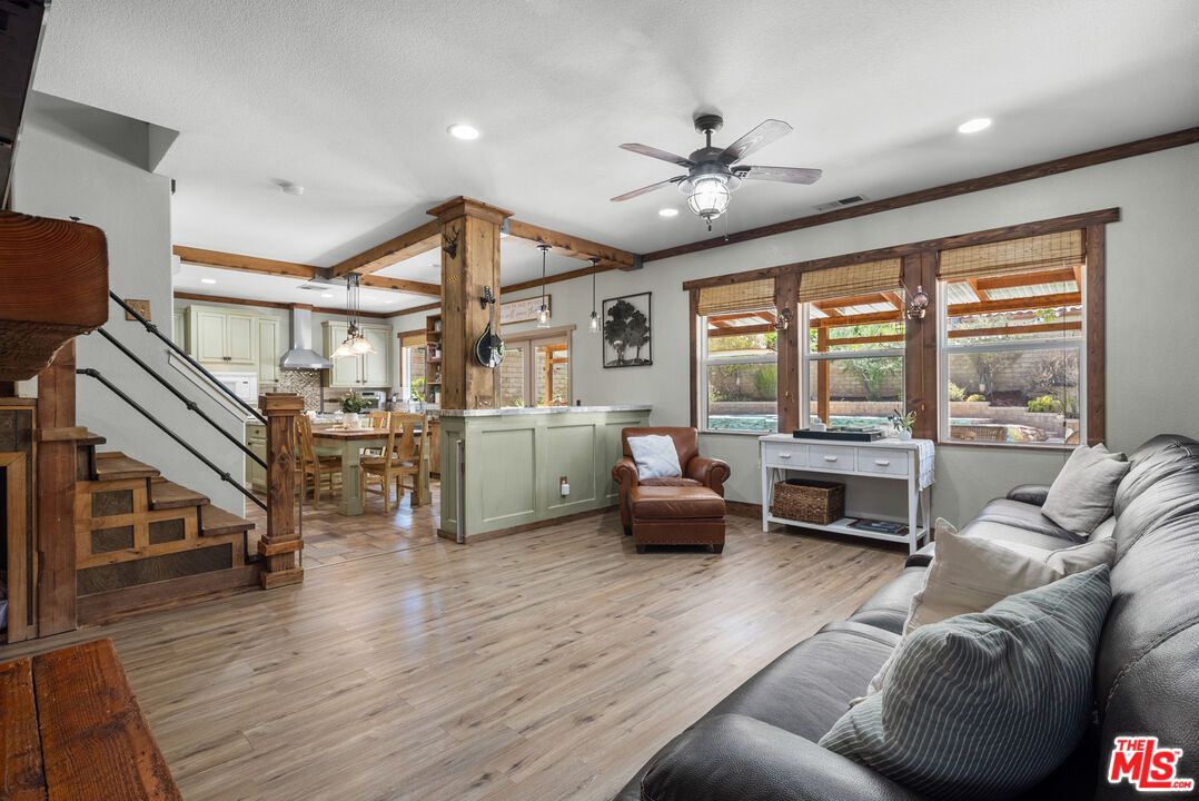 Dining room, Interior, Living room, Pendant Lights, Recessed Lighting, Wood Texture Flooring