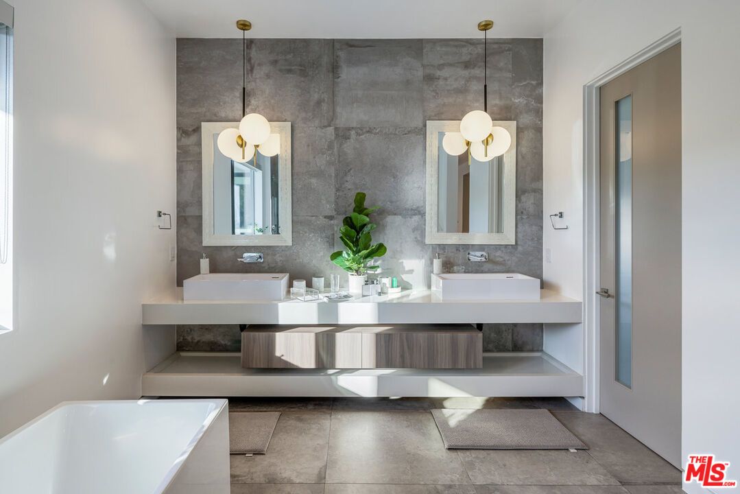 Bathroom, Dual Sink Vanities, Interior, Pendant Lights
